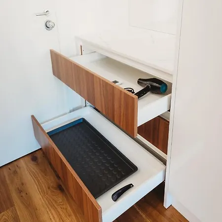 Apartman Romantic Jump Overlooking River, Free Parking Ljubljana