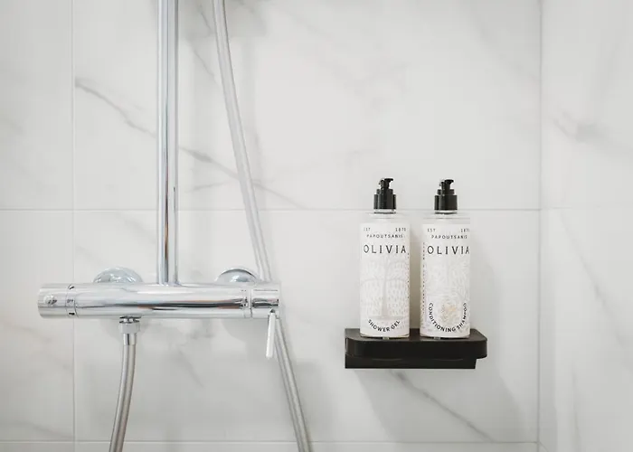 아파트 Romantic Jump Overlooking River, Free Parking 류블랴나