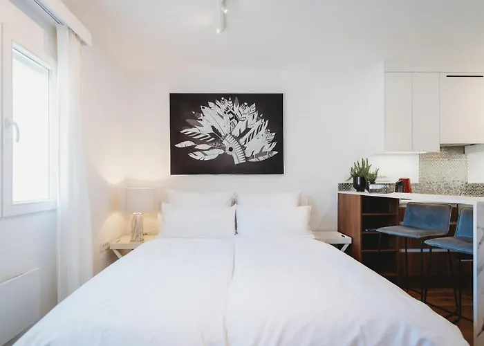 Romantic Jump Overlooking River, Free Parking