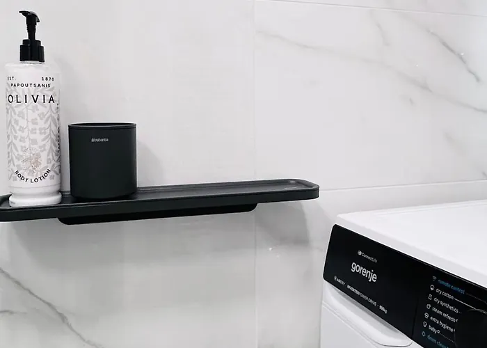 Apartman Romantic Jump Overlooking River, Free Parking *